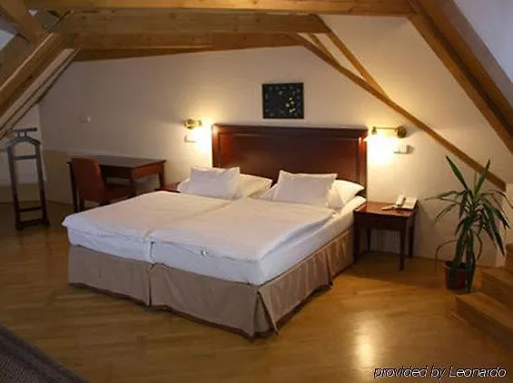 Charles Bridge Rooms & Suites By Sivek Hotels Prag