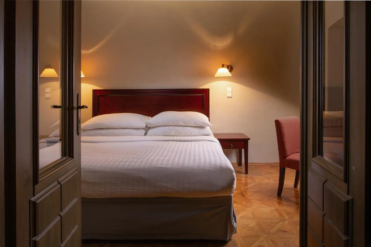 Charles Bridge Rooms & Suites By Sivek Hotels Prague 4*,