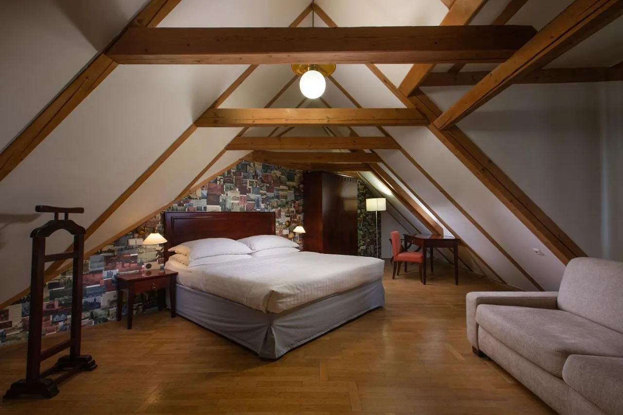 아파트호텔 Charles Bridge Rooms & Suites By Sivek Hotels 프라하